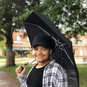 Meet your Posher, Hannah